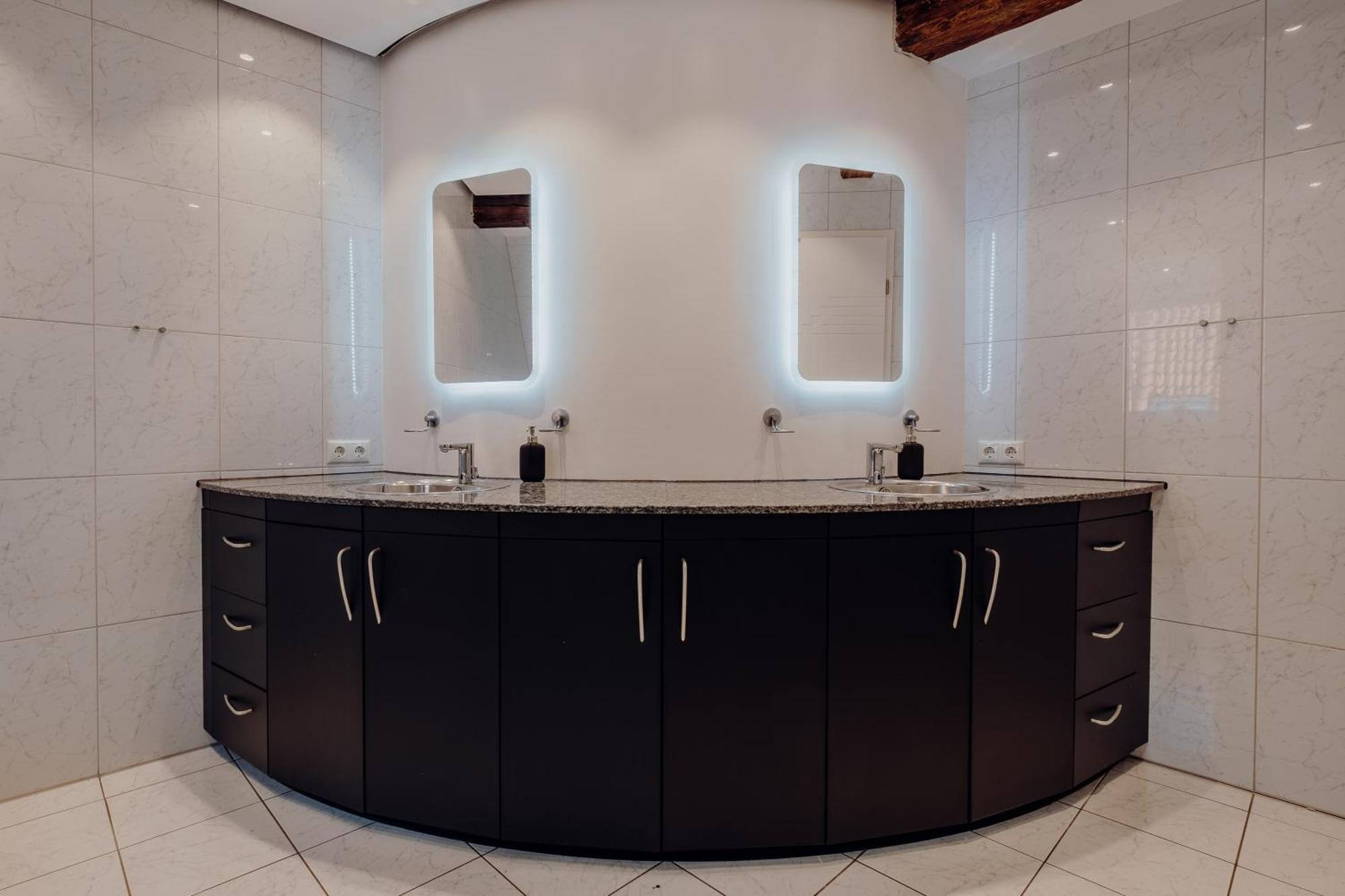 Luxurioese Und Stilvolle Ferienwohnung In Bester Lage Bremens エクステリア 写真